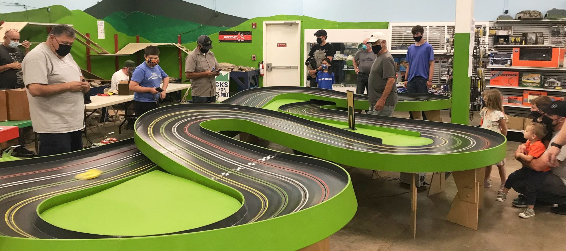 Best Slot Car Racing Sets For Adults In 2024 The Toyz