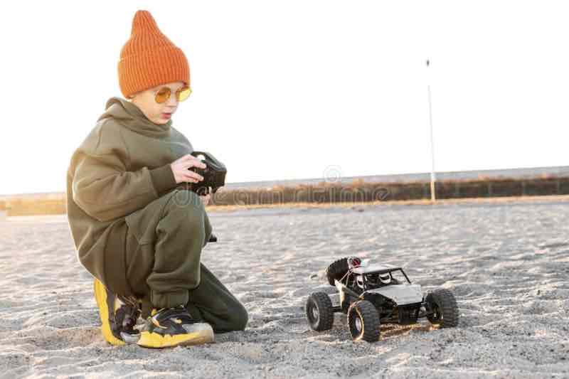 13 Best RC Cars to Buy for Kids of All Ages - The Toyz
