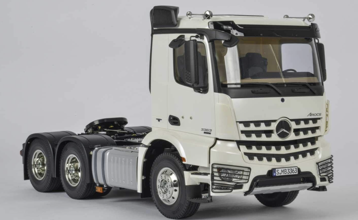 Top 5 Remote Control Semi Trucks for Adults - The Toyz